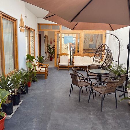 Ravenala Paracas Hostel Екстериор снимка
