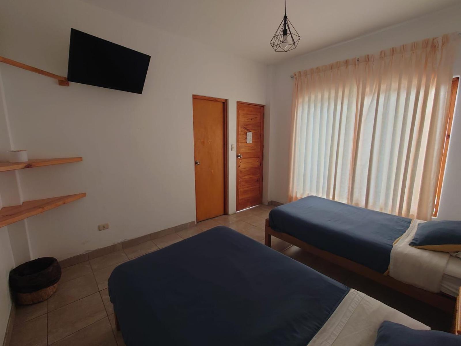 Ravenala Paracas Hostel Екстериор снимка
